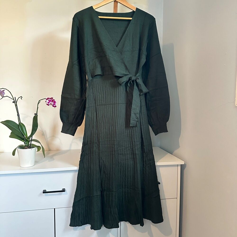 V For City Women's Green Maternity Long Sleeve Knit Sweater Dress Size L New